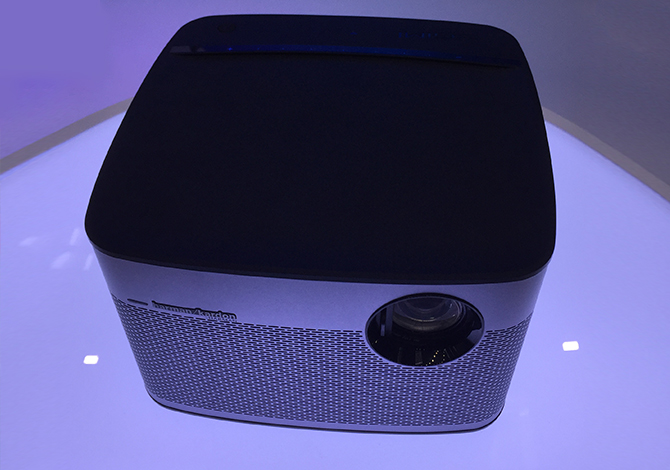 家用投影仪